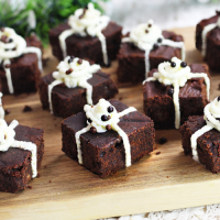 Brownies regalo al cioccolato e mele