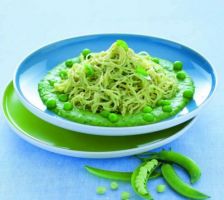 Capellini Pasta with Chilli Pesto and Cream of Peas