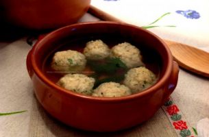 Vegetarian Canederli in Soup - Panito