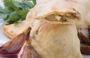 Panzerotti ai Funghi con Formaggio Casera