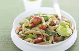 Penne with Cream of Zucchini and Tomatoes